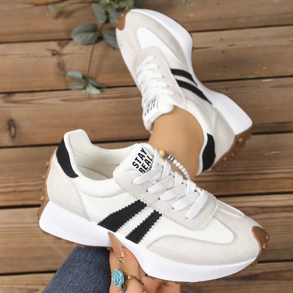 Women'S Fashion Low-Top Sneakers | Breathable Casual Trainers & Non-Slip Walking Shoes. Comfortable Lace-Up Round-Toe Footwear for Daily Wear & Gym